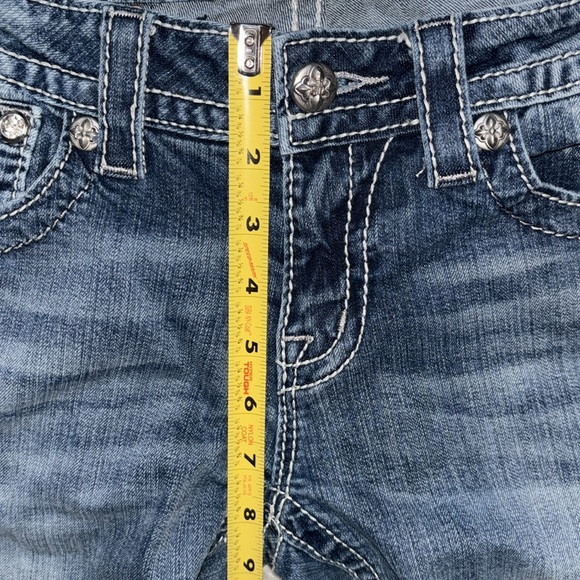 Miss Me Fleur De Lis Skinny Denim, Size 28 - Picture 9 of 16